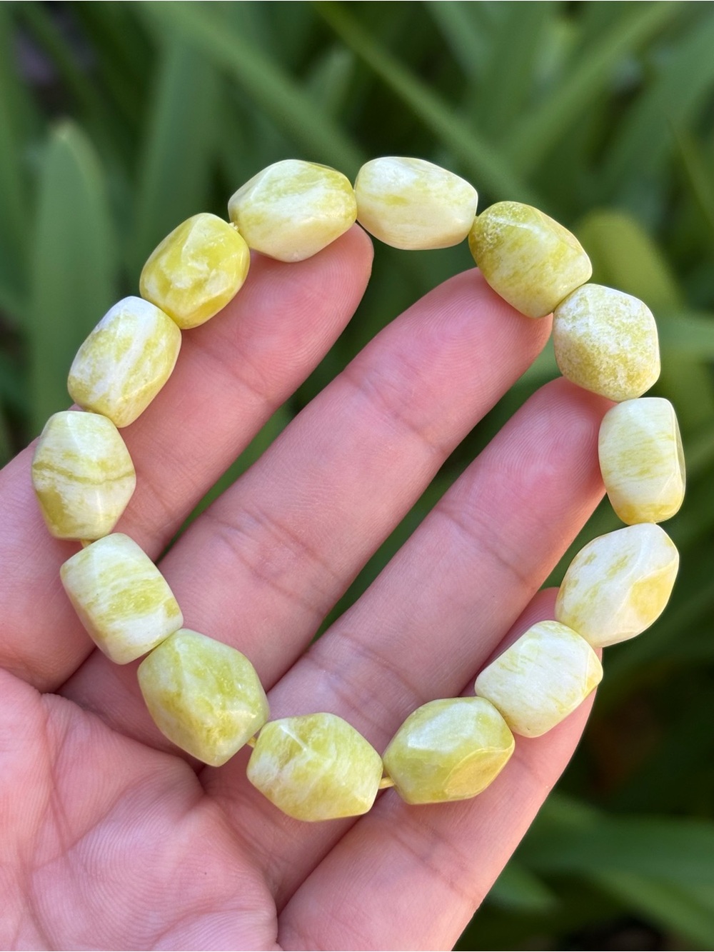 11mm Stretchable Faceted Yellow Jade Bracelet 2611 - Picture 7 of 7